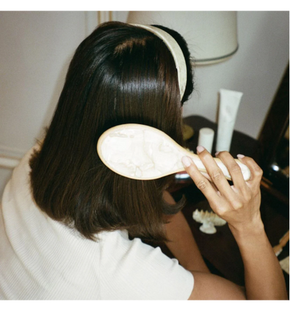 Emi Jay Flat Brush In Chantilly