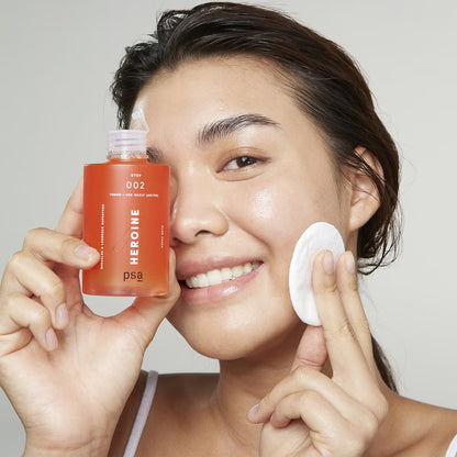 PSA Heroine Mandelic And Licorice Superfood Glow Toner